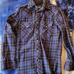 Mens Wrangler shirt Adult small